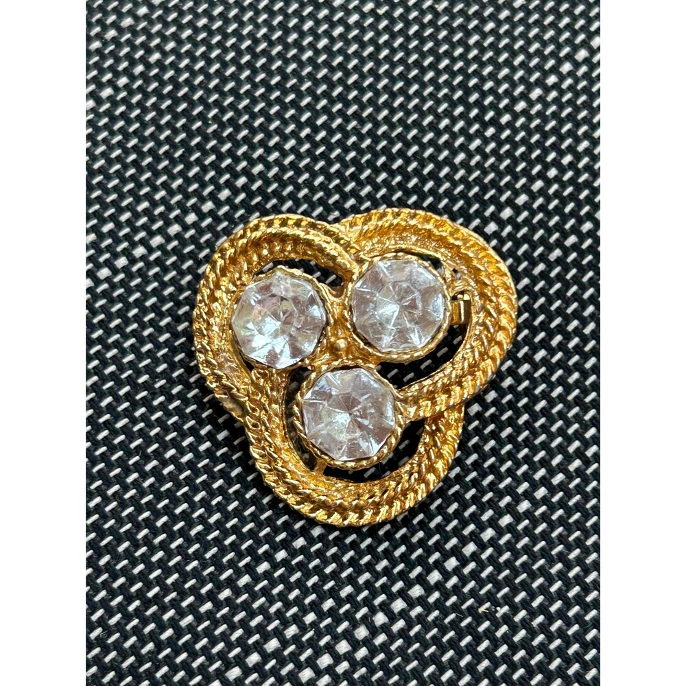 Gold tone brooch with large rhinestones - Vintage Pin
